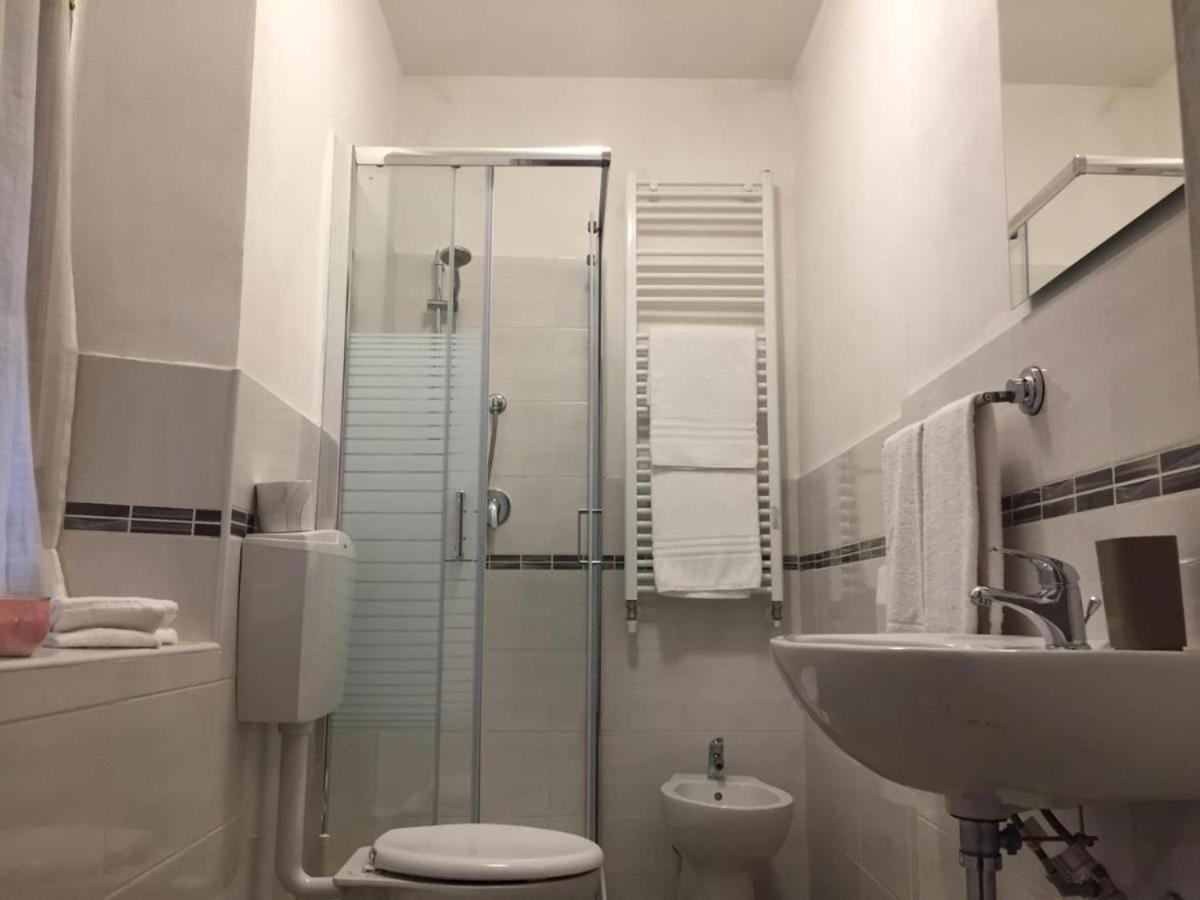 דירות פארמה Affitti Only Sleep Bagno Privato מראה חיצוני תמונה